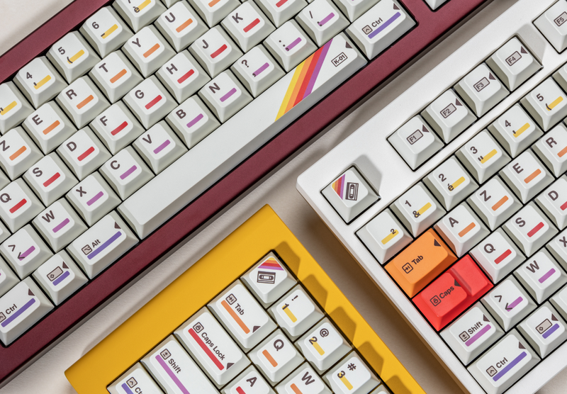 Chez Keycapsule, chaque collection correspond à une nouvelle histoire. Découvre ici toutes nos anciennes capsules.