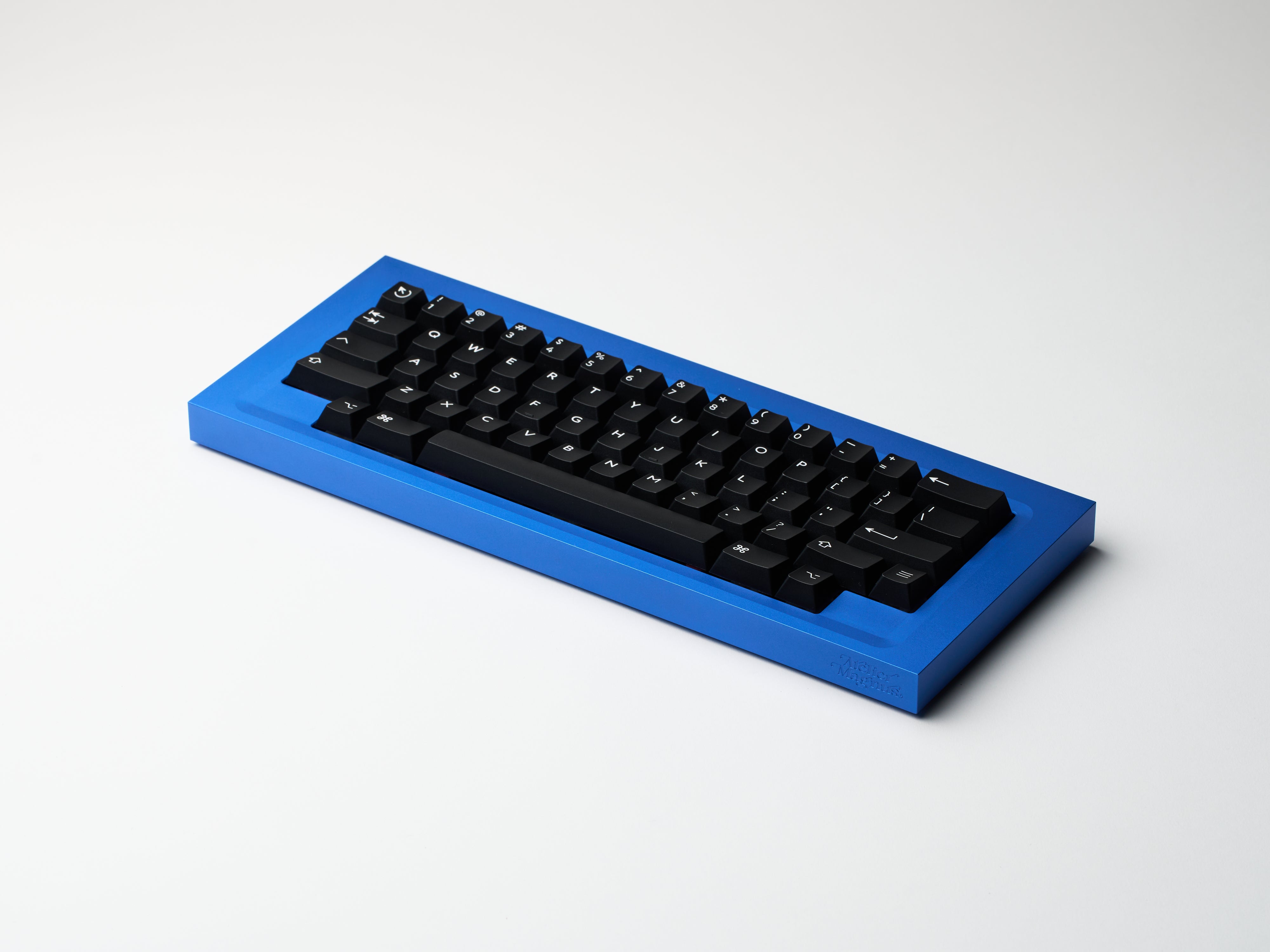 Clavier - Slate Zero by Atelier Magnus