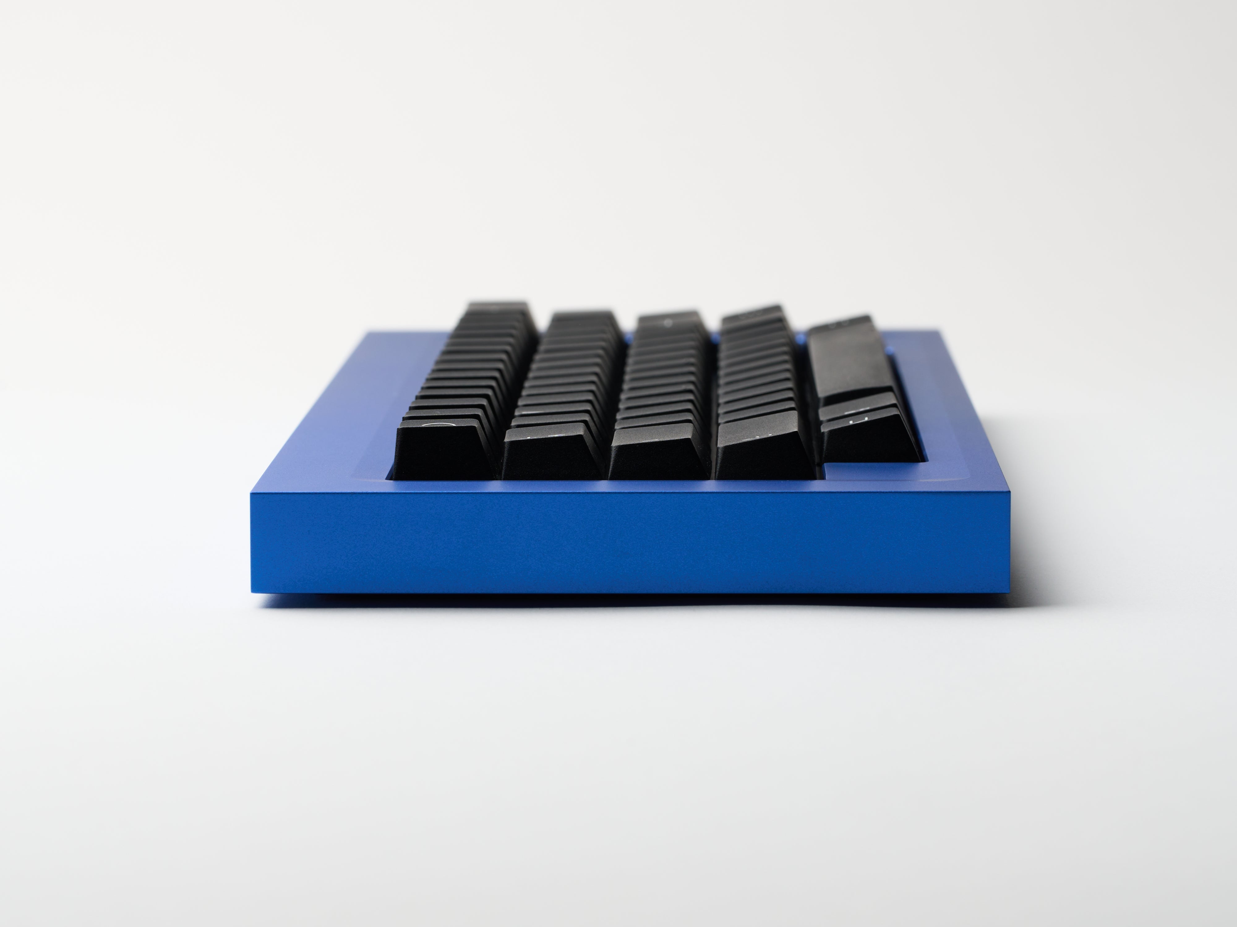 Clavier - Slate Zero by Atelier Magnus